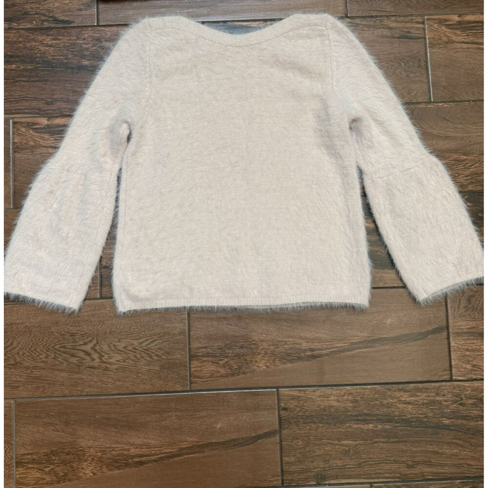 Lauren Conrad Womens Lt Pink Blush Long Sleeve Fuzzy Sweater Bell Sleeves Sz M
